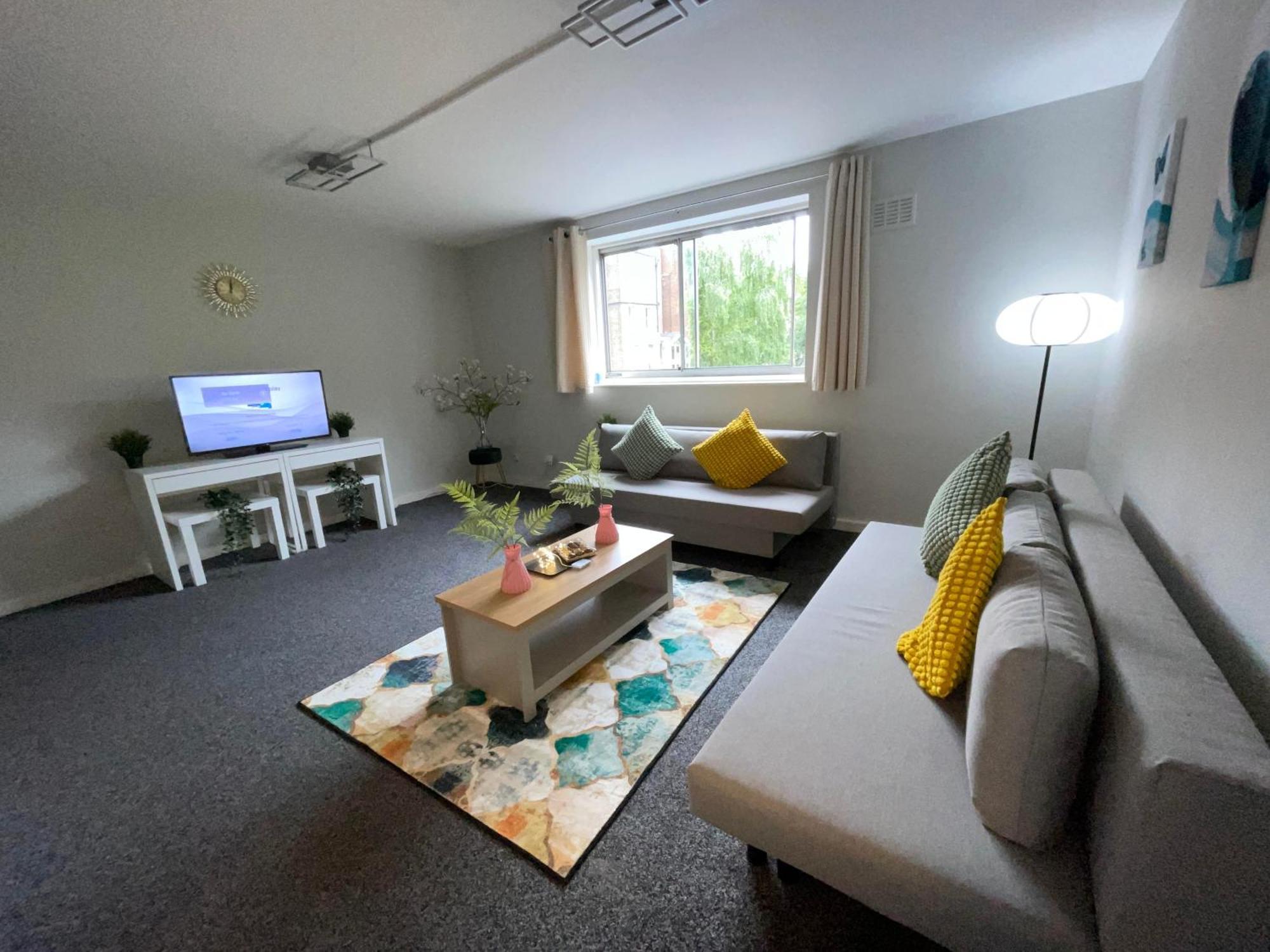 Cosy Private Two Bedroom Apartament In Kensinghton Can Fit Up To 8 Guests London Eksteriør billede
